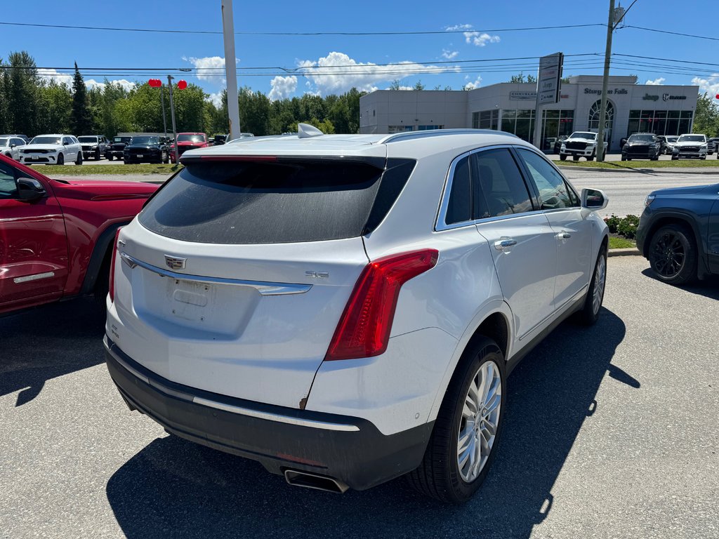 2017 Cadillac XT5Premium Luxury in Sturgeon Falls, Ontario - 4 - w1024h768px