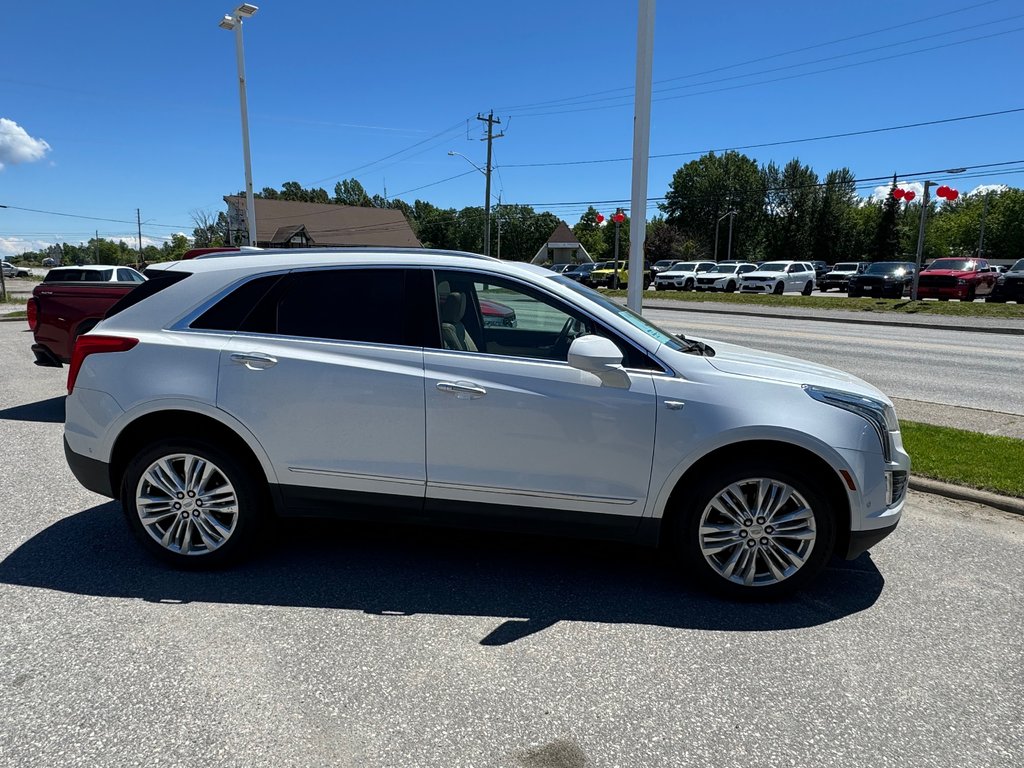 2017 Cadillac XT5Premium Luxury in Sturgeon Falls, Ontario - 5 - w1024h768px