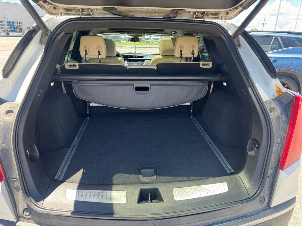 2017 Cadillac XT5Premium Luxury in Sturgeon Falls, Ontario - 7 - w1024h768px