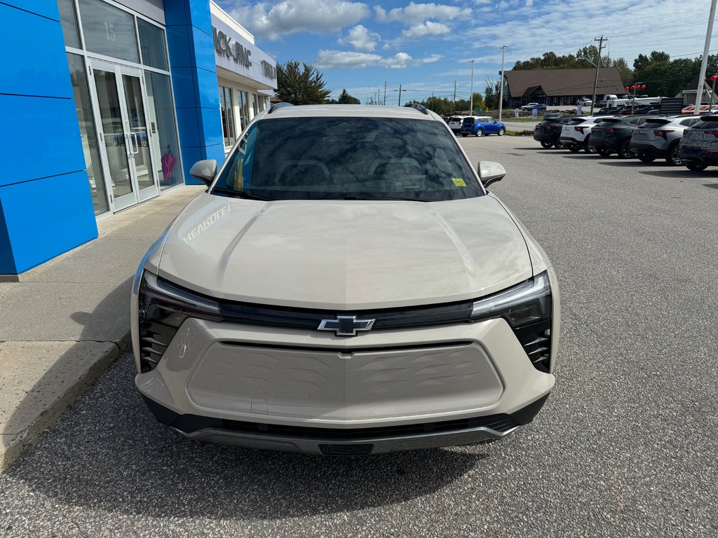 2027 Chevrolet Blazer EV in Sturgeon Falls, Ontario - 7 - w1024h768px
