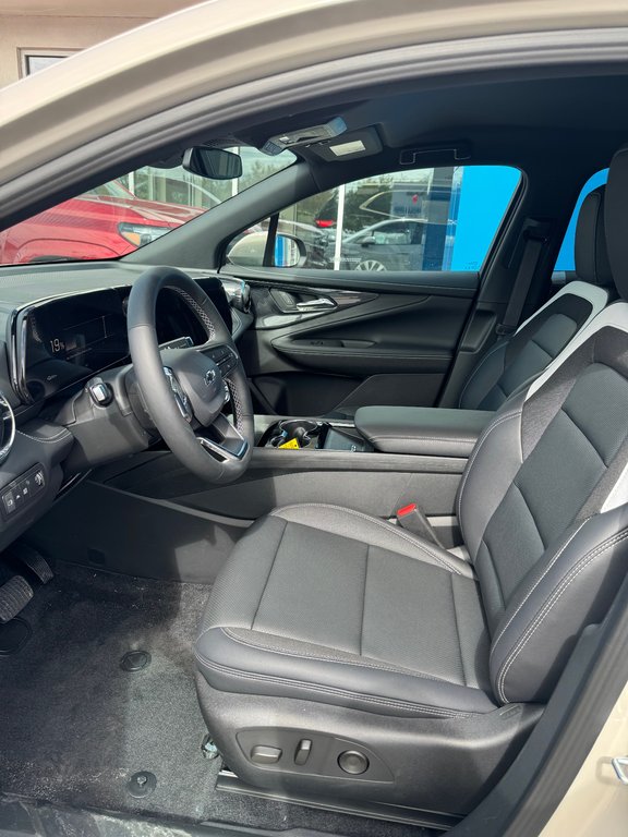 2027 Chevrolet Blazer EV in Sturgeon Falls, Ontario - 10 - w1024h768px