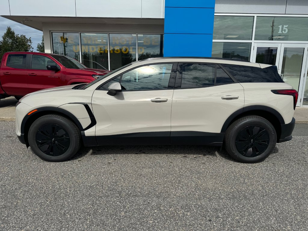 2027 Chevrolet Blazer EV in Sturgeon Falls, Ontario - 2 - w1024h768px