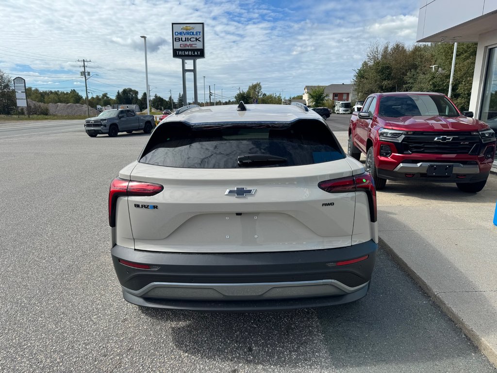 2027 Chevrolet Blazer EV in Sturgeon Falls, Ontario - 4 - w1024h768px