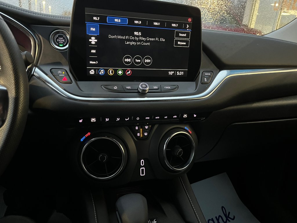 Chevrolet Blazer NON Luxury SUV AWD LT  2025 à Sturgeon Falls, Ontario - 7 - w1024h768px