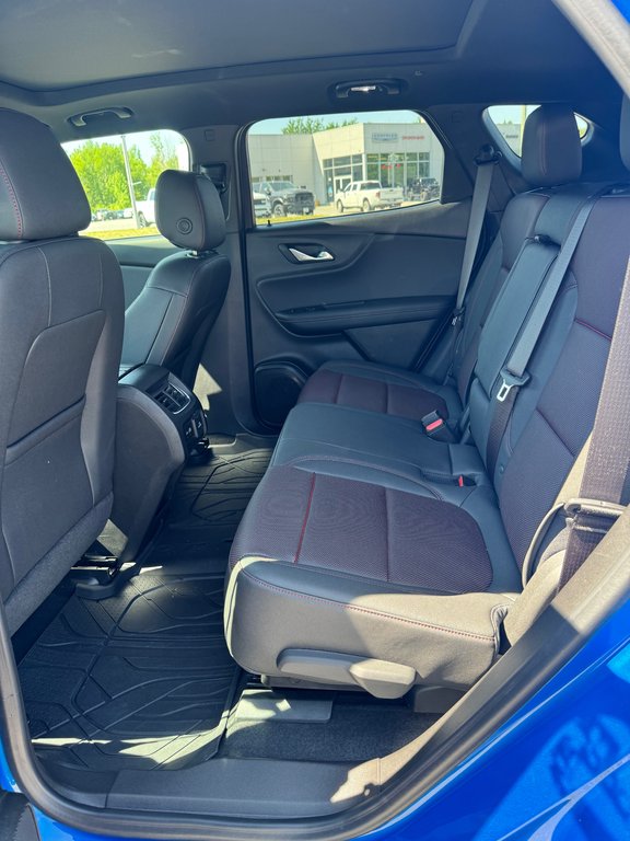 2025 Chevrolet Blazer RS in Sturgeon Falls, Ontario - 5 - w1024h768px