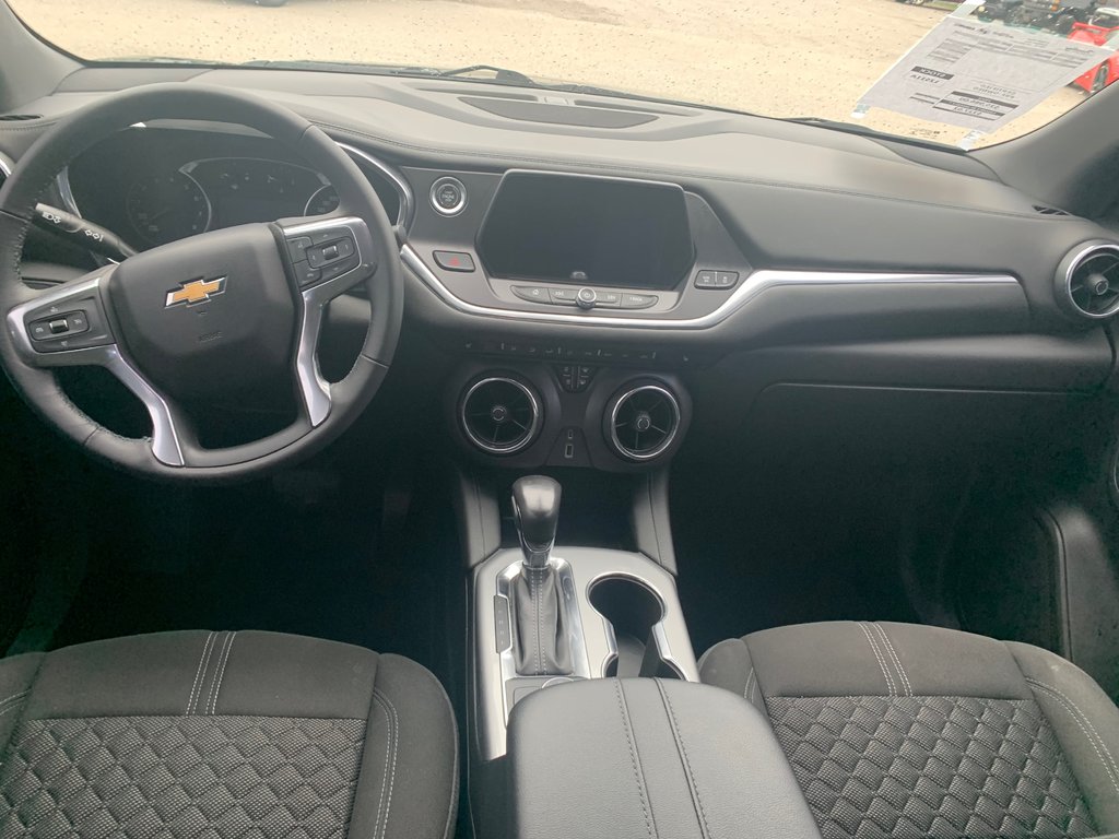 2019 Chevrolet Blazer in Sturgeon Falls, Ontario - 8 - w1024h768px