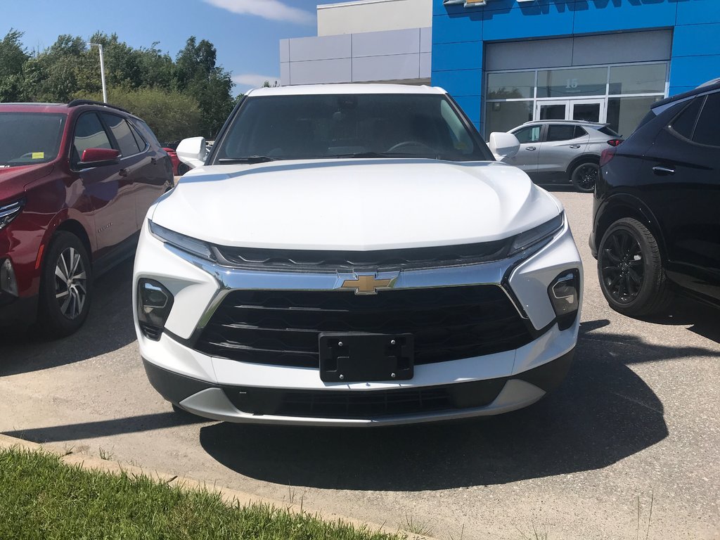 2024 Chevrolet Blazer in Sturgeon Falls, Ontario - 2 - w1024h768px