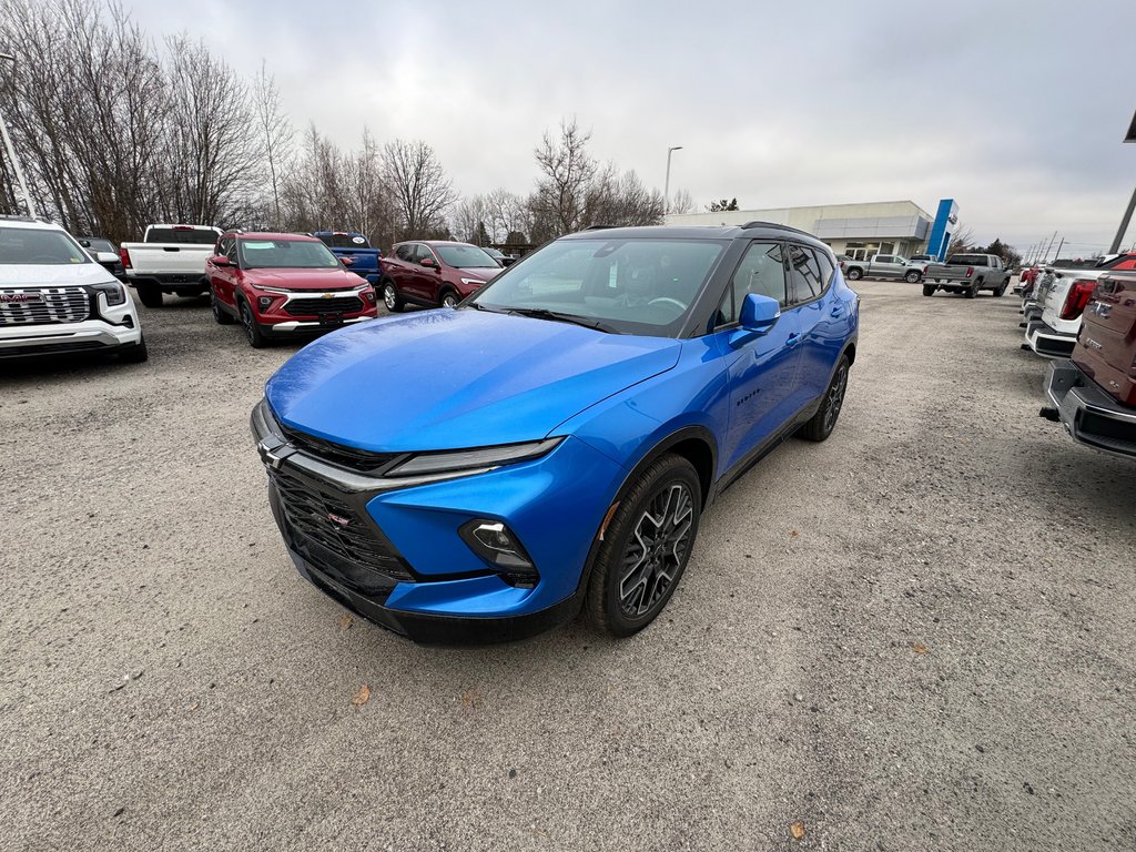 Chevrolet Blazer  2026 à Sturgeon Falls, Ontario - 1 - w1024h768px