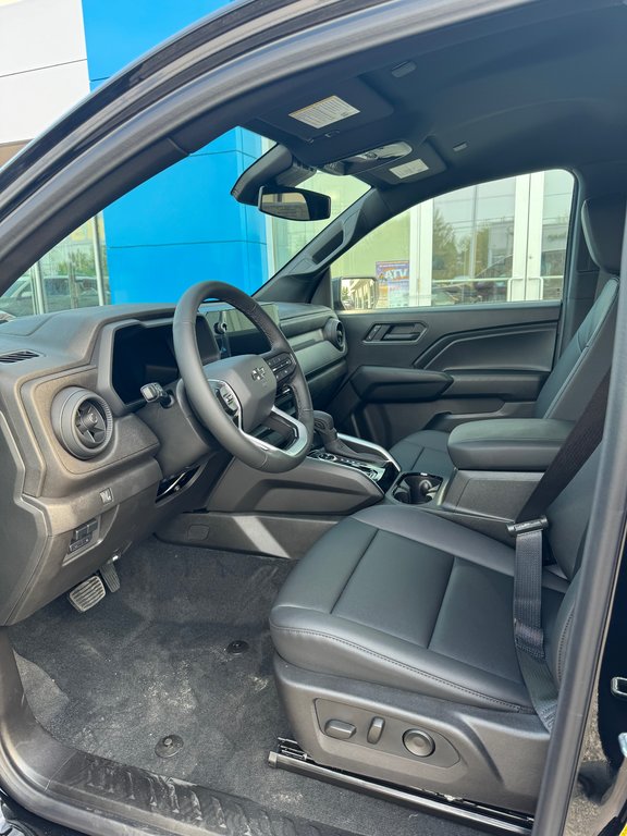 Chevrolet Colorado Trail Boss Crew 4WD  2025 à Sturgeon Falls, Ontario - 10 - w1024h768px
