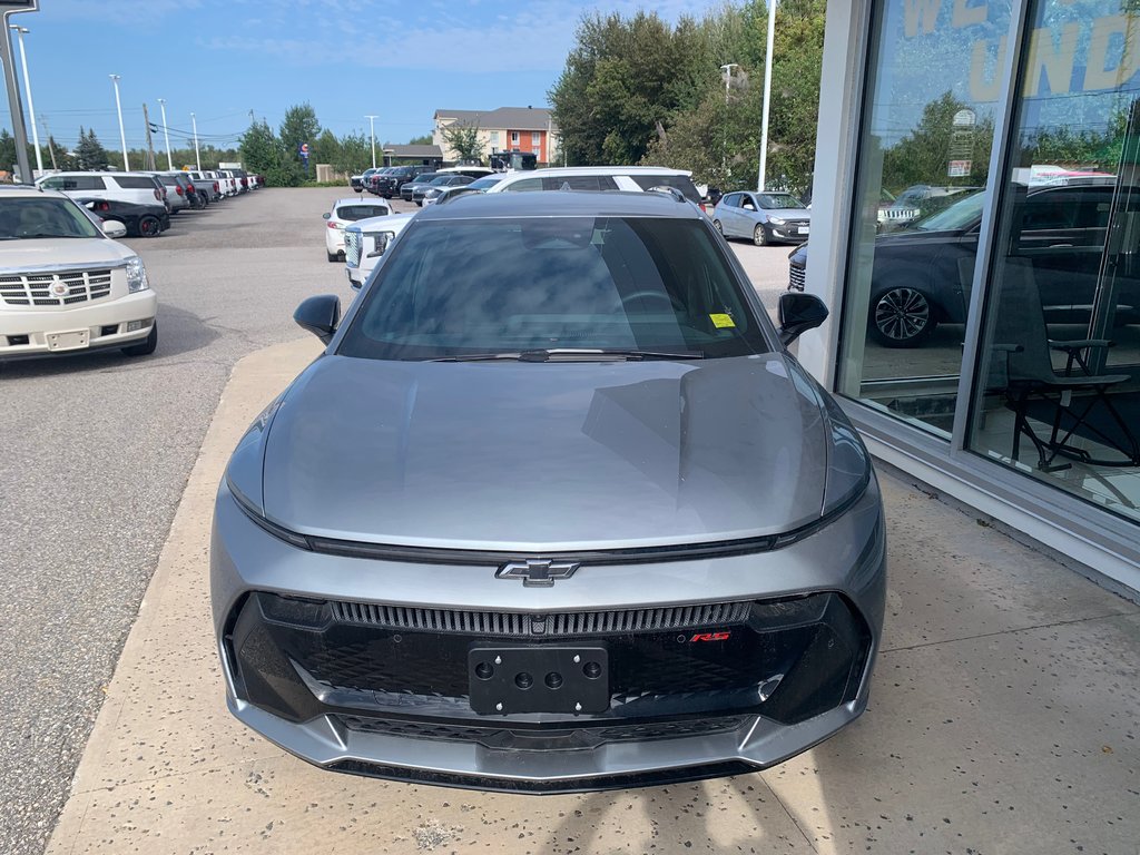 2024 Chevrolet Equinox EV in Sturgeon Falls, Ontario - 2 - w1024h768px