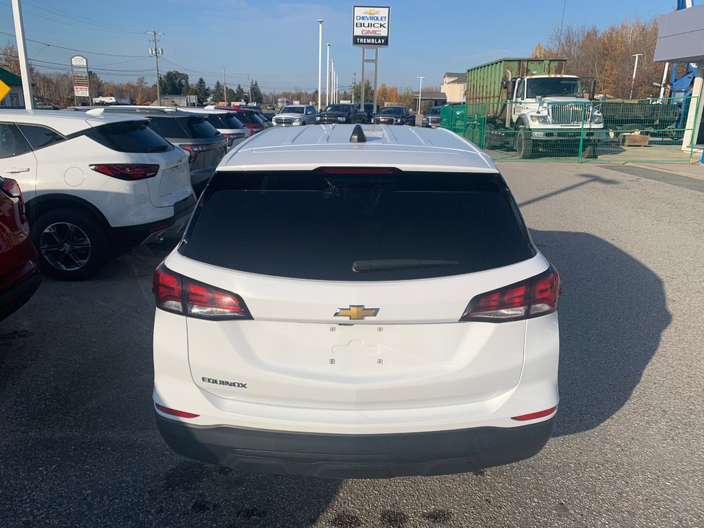 Chevrolet EQUINOX LS FWD  2022 à Sturgeon Falls, Ontario - 3 - w1024h768px