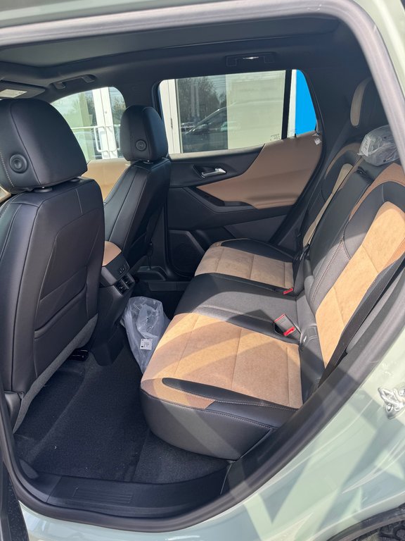 2026 Chevrolet Equinox in Sturgeon Falls, Ontario - 8 - w1024h768px
