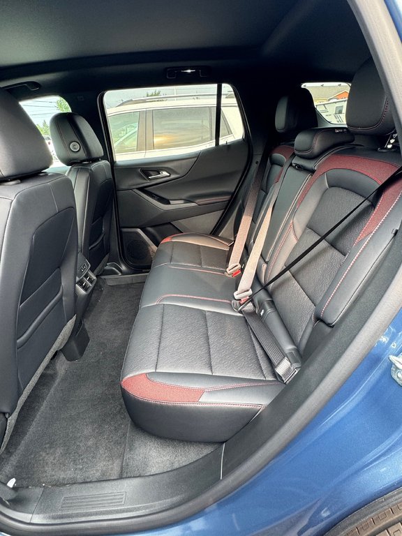 2027 Chevrolet Equinox in Sturgeon Falls, Ontario - 7 - w1024h768px