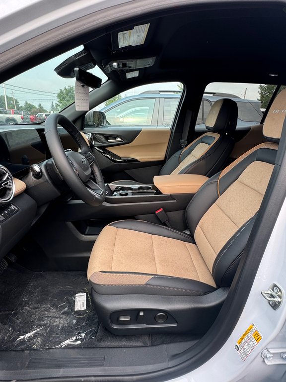 2027 Chevrolet Equinox in Sturgeon Falls, Ontario - 9 - w1024h768px