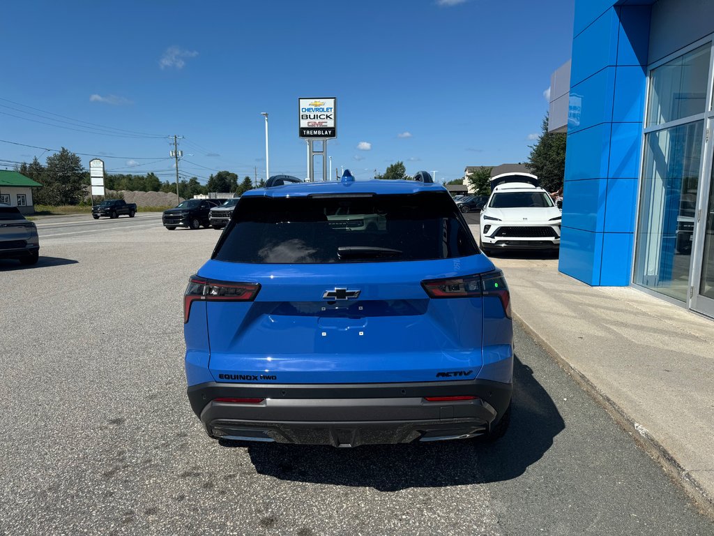 2027 Chevrolet Equinox in Sturgeon Falls, Ontario - 4 - w1024h768px