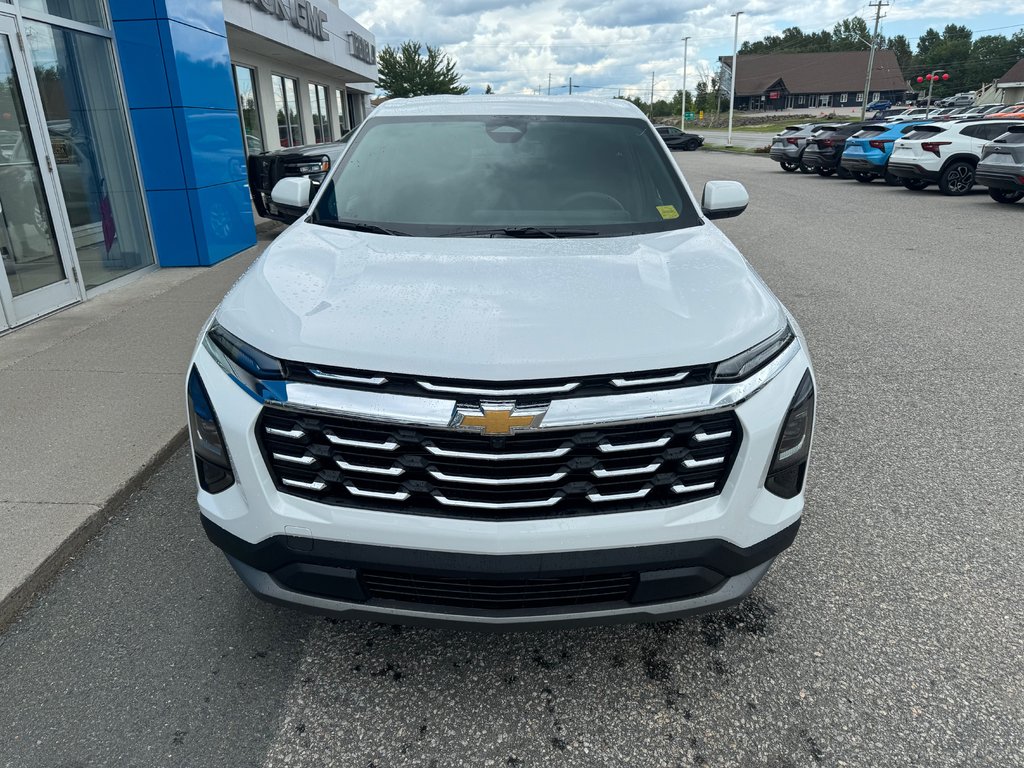2027 Chevrolet Equinox in Sturgeon Falls, Ontario - 7 - w1024h768px