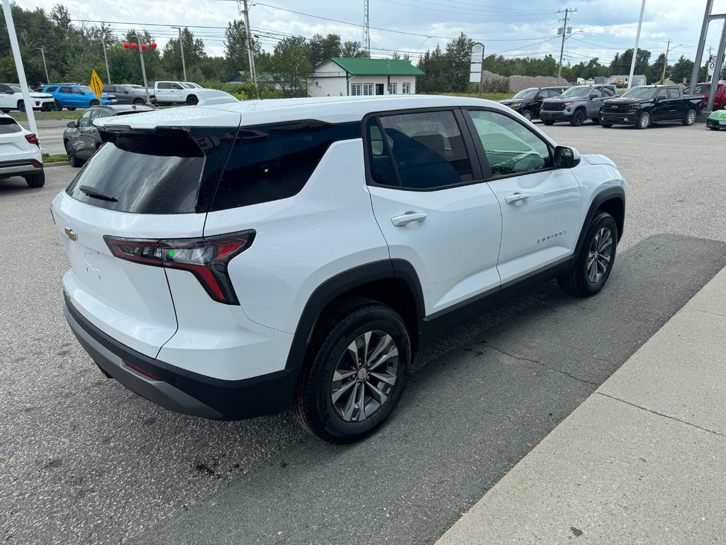 2027 Chevrolet Equinox in Sturgeon Falls, Ontario - 5 - w1024h768px
