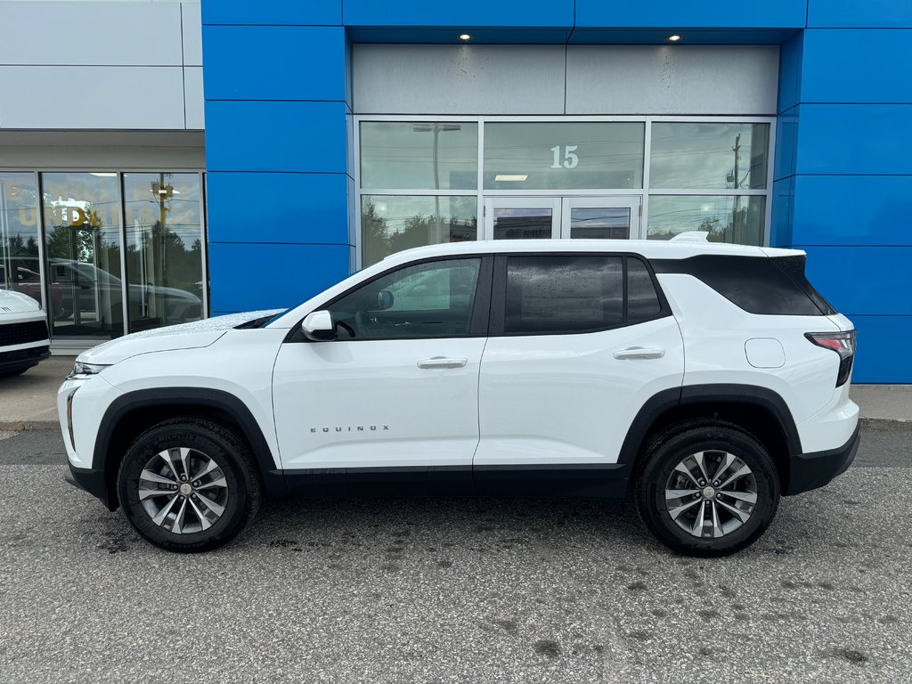 2027 Chevrolet Equinox in Sturgeon Falls, Ontario - 2 - w1024h768px