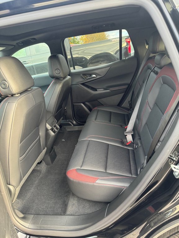 2027 Chevrolet Equinox in Sturgeon Falls, Ontario - 8 - w1024h768px