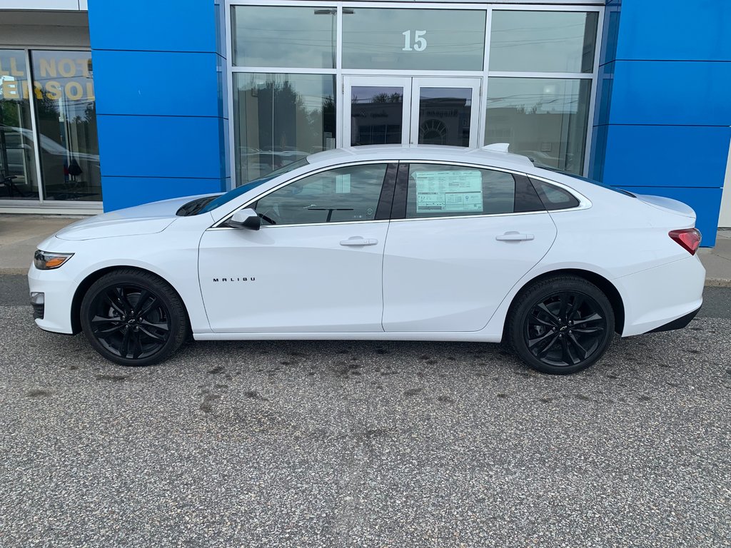 Chevrolet Malibu  2024 à Sturgeon Falls, Ontario - 2 - w1024h768px