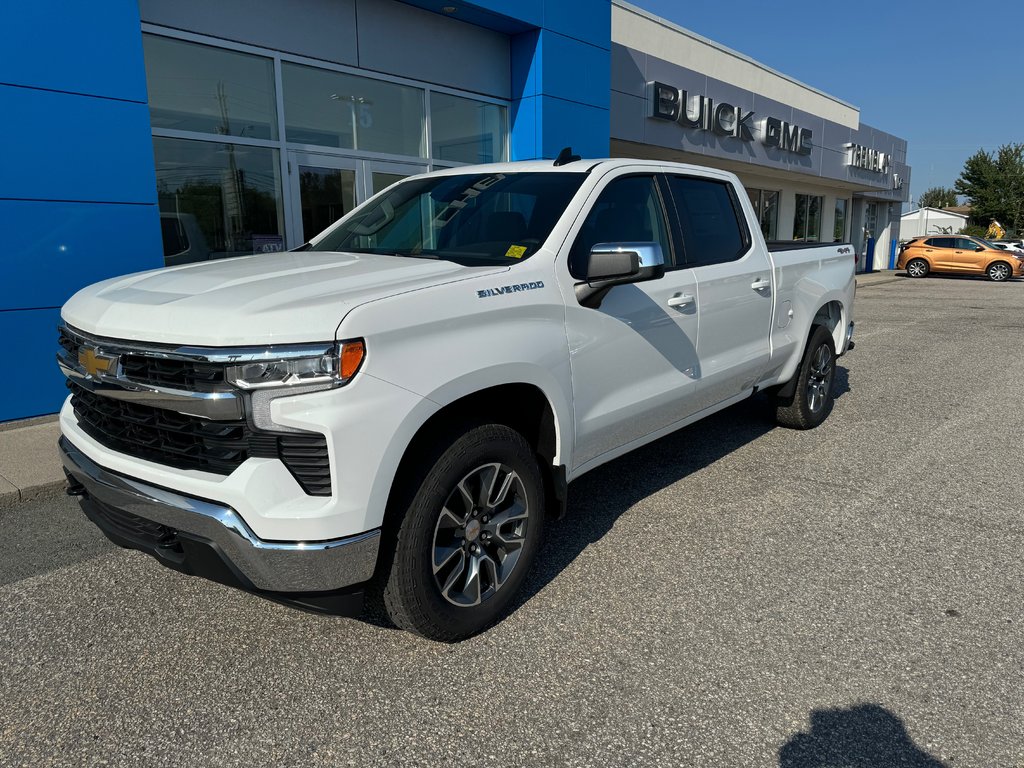 2026 Chevrolet Silverado 1500 Crew LT 4WD in Sturgeon Falls, Ontario - 1 - w1024h768px