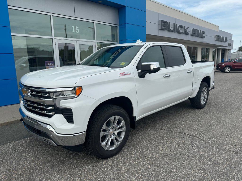 2026 Chevrolet Silverado 1500 Crew LTZ 4WD in Sturgeon Falls, Ontario - 1 - w1024h768px