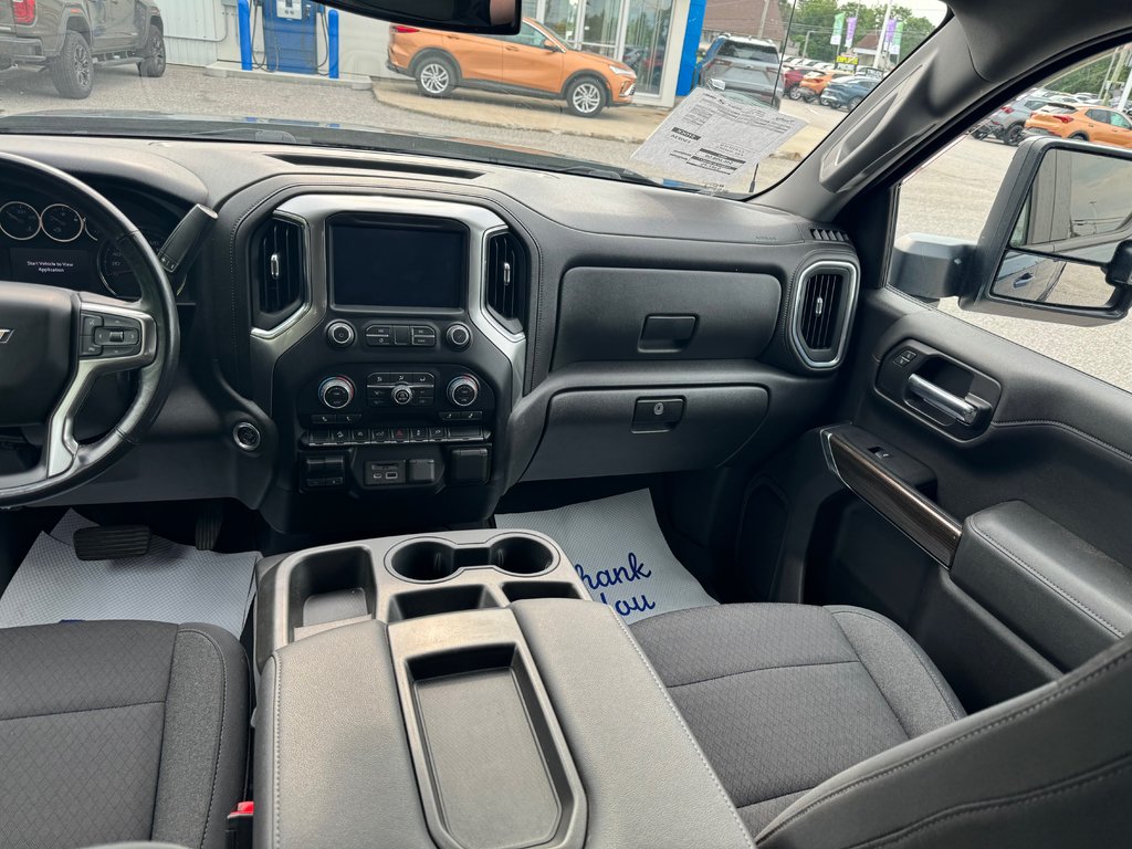 2022 Chevrolet Silverado 1500 LTD LT 4WD in Sturgeon Falls, Ontario - 7 - w1024h768px