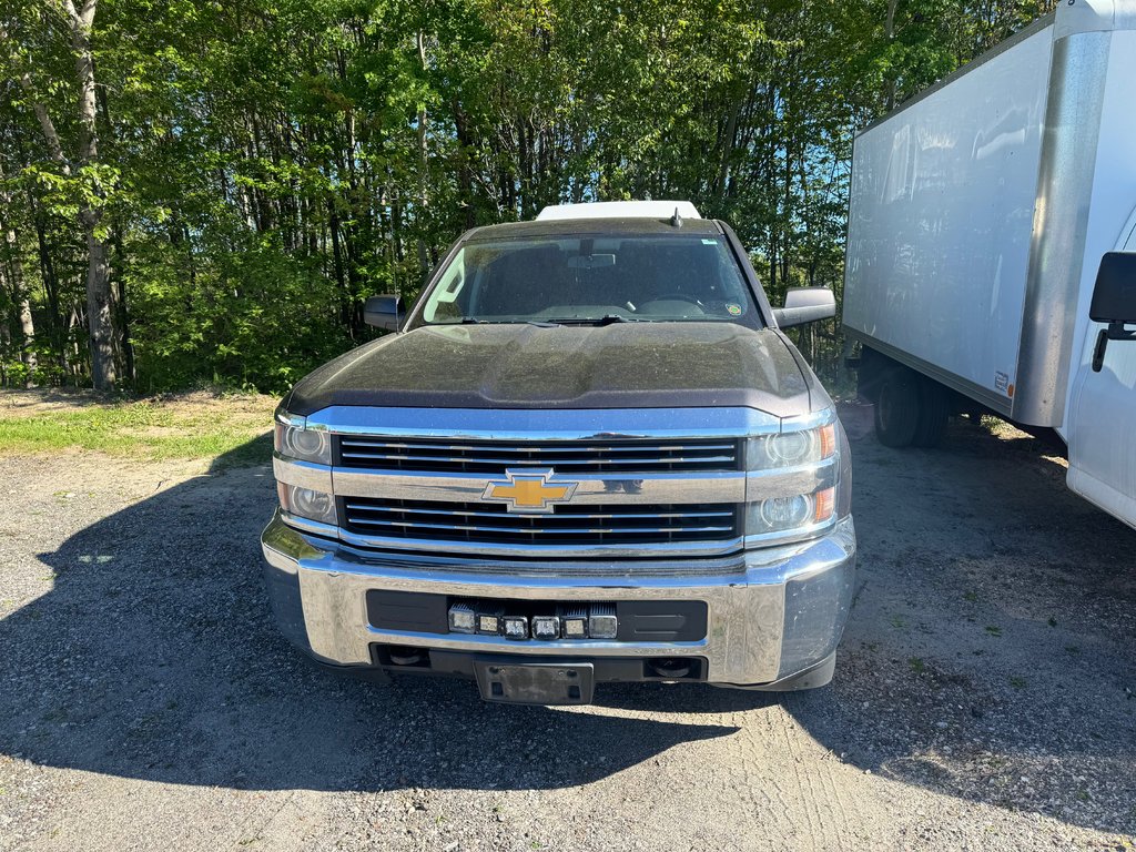 2016 Chevrolet Silverado 2500 4WD LT CRE in Sturgeon Falls, Ontario - 2 - w1024h768px