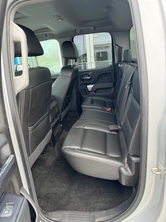 Chevrolet Silverado 1500  2018 à Sturgeon Falls, Ontario - 8 - w1024h768px