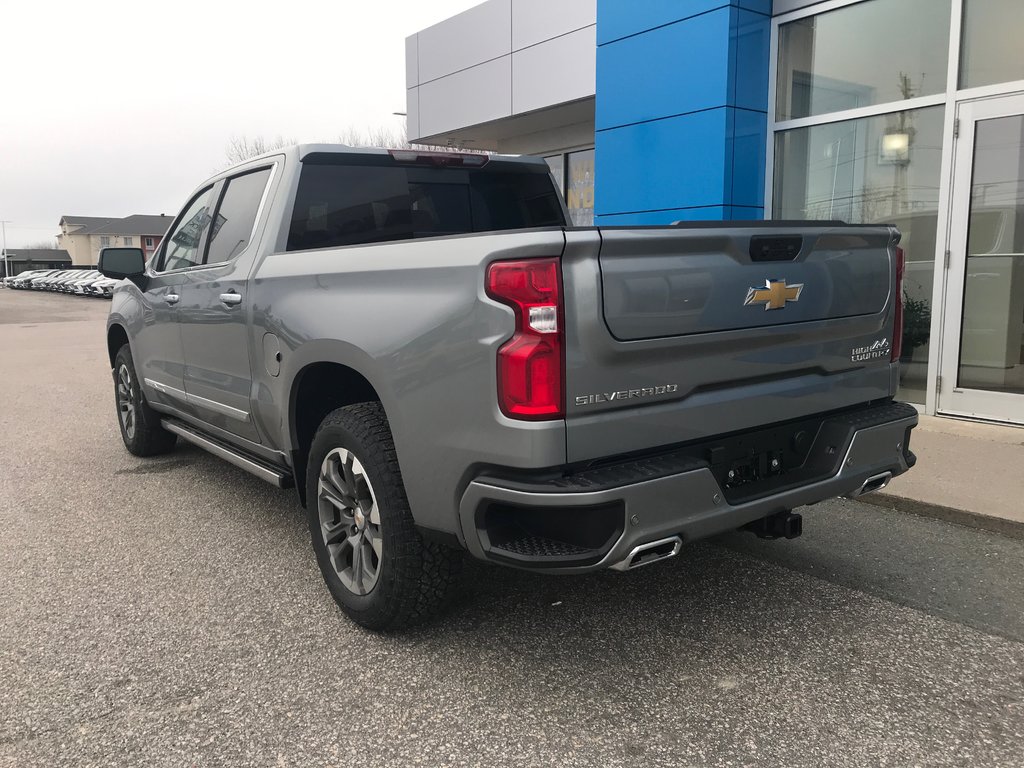 Chevrolet Silverado 1500  2025 à Sturgeon Falls, Ontario - 3 - w1024h768px