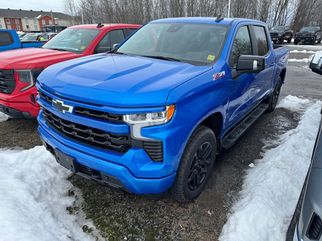 Chevrolet Silverado 1500  2025 à Sturgeon Falls, Ontario - 1 - w1024h768px