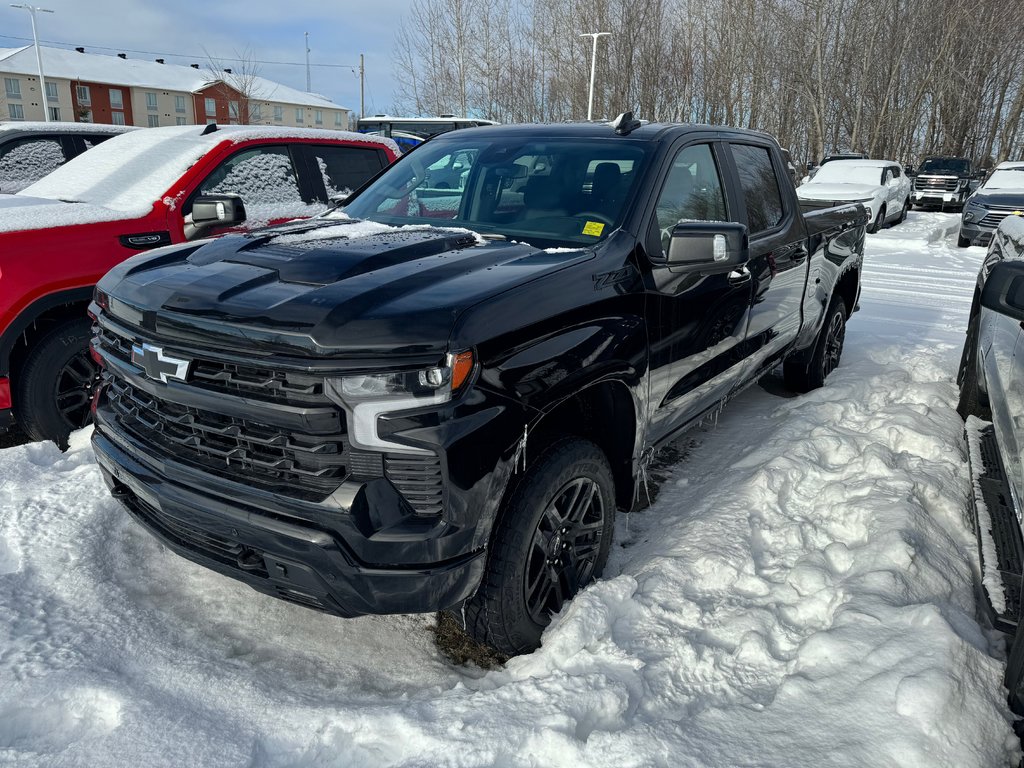 Chevrolet Silverado 1500  2025 à Sturgeon Falls, Ontario - 1 - w1024h768px