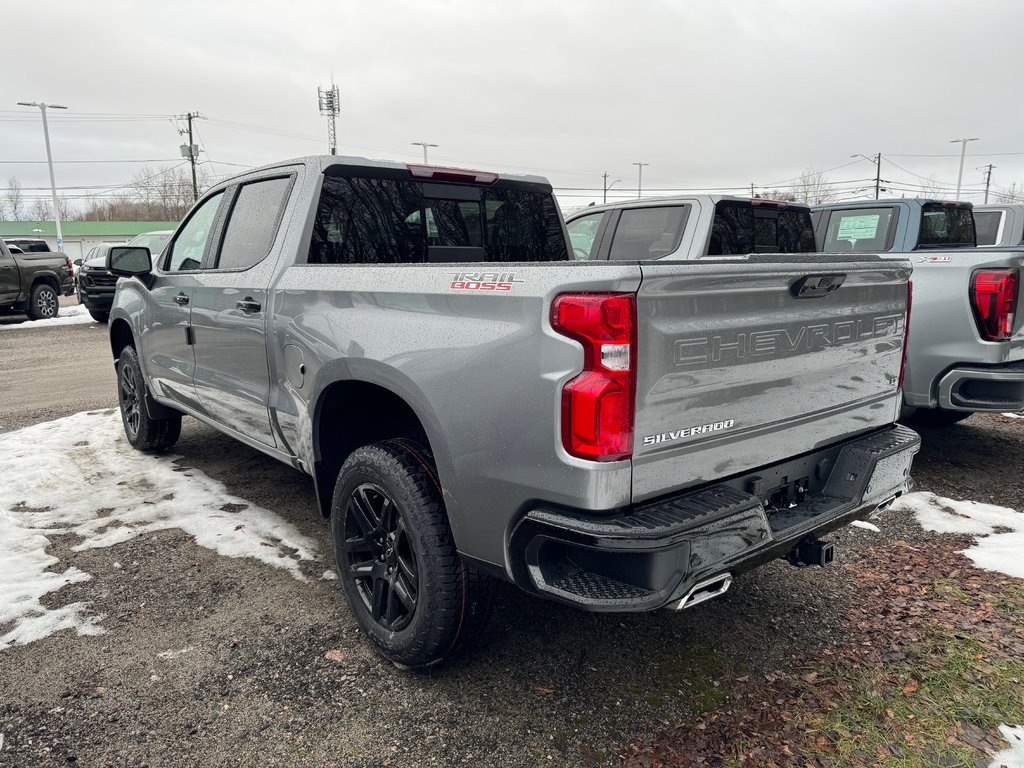 Chevrolet Silverado 1500  2025 à Sturgeon Falls, Ontario - 2 - w1024h768px