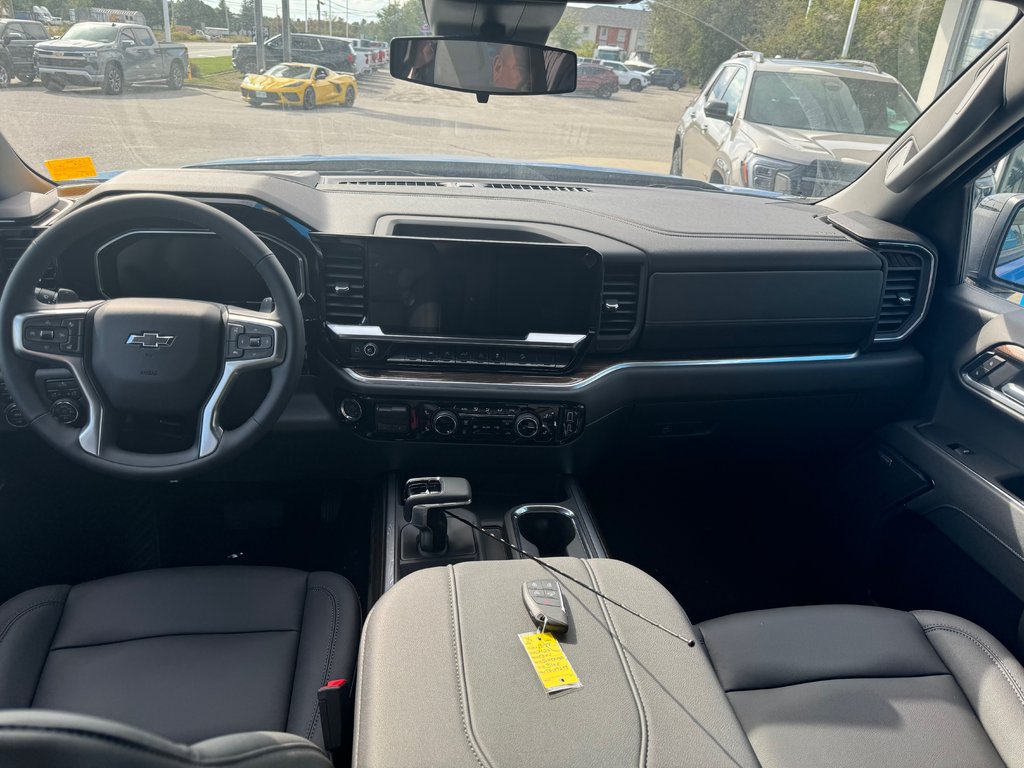 2026 Chevrolet Silverado 1500 in Sturgeon Falls, Ontario - 9 - w1024h768px
