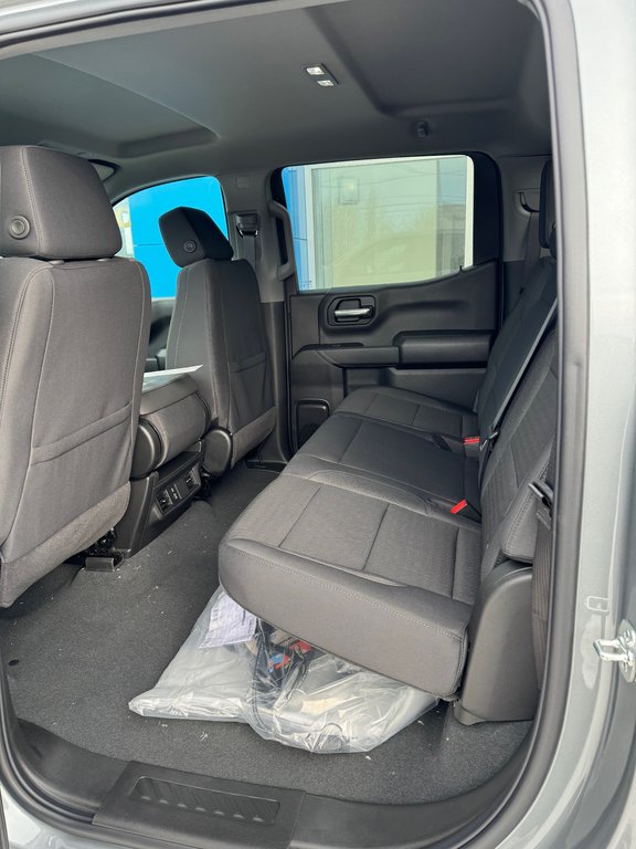 Chevrolet Silverado 1500  2026 à Sturgeon Falls, Ontario - 8 - w1024h768px