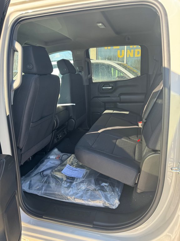 Chevrolet Silverado 1500  2026 à Sturgeon Falls, Ontario - 8 - w1024h768px