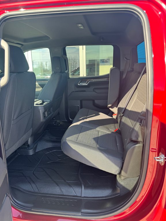 Chevrolet Silverado 1500  2026 à Sturgeon Falls, Ontario - 8 - w1024h768px