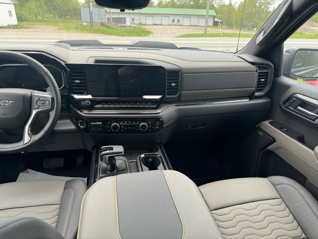 2026 Chevrolet Silverado 1500 in Sturgeon Falls, Ontario - 9 - w1024h768px