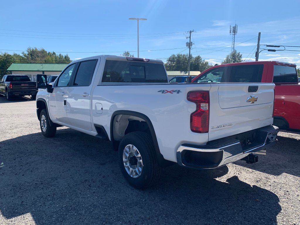 Chevrolet SILVERADO 2500 HD  2024 à Sturgeon Falls, Ontario - 4 - w1024h768px