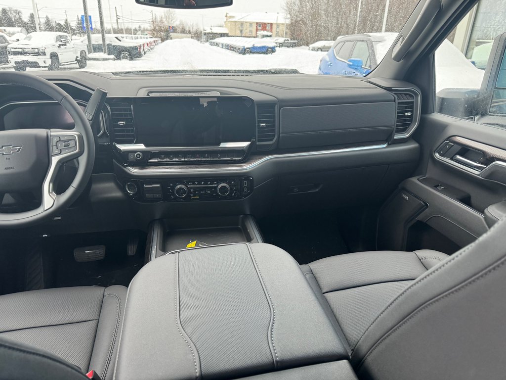 2026 Chevrolet Silverado 2500 HD in Sturgeon Falls, Ontario - 9 - w1024h768px