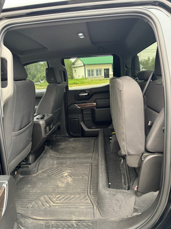 2021 Chevrolet Silverado Short BOX Crew CAB 1500 4WD in Sturgeon Falls, Ontario - 7 - w1024h768px