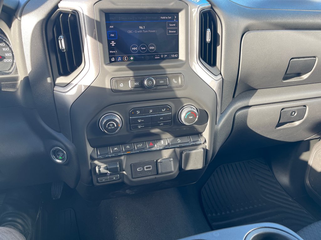 2024 Chevrolet Silverado Short BOX Crew CAB 1500 4WD in Sturgeon Falls, Ontario - 8 - w1024h768px