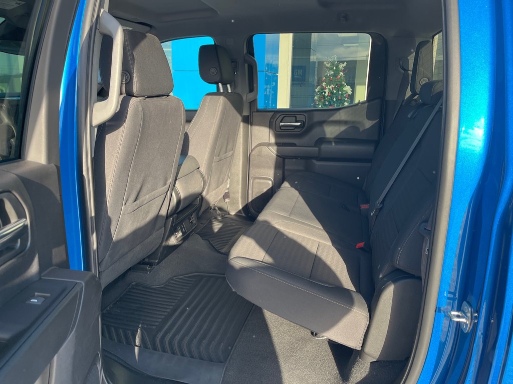 2024 Chevrolet Silverado Short BOX Crew CAB 1500 4WD in Sturgeon Falls, Ontario - 5 - w1024h768px