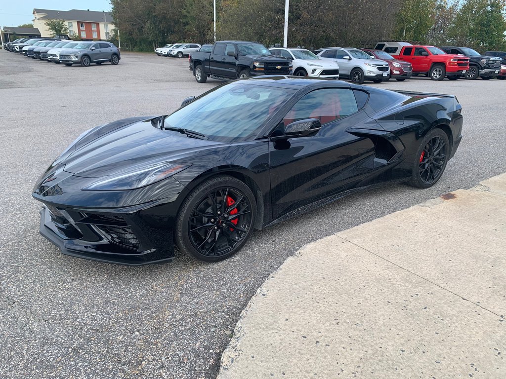 Chevrolet STINGRAY COUPE  2024 à Sturgeon Falls, Ontario - 1 - w1024h768px