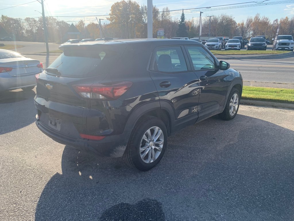 Chevrolet Trailblazer AWD LS  2021 à Sturgeon Falls, Ontario - 5 - w1024h768px