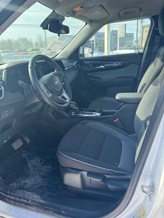 Chevrolet Trailblazer FWD LT  2024 à Sturgeon Falls, Ontario - 8 - w1024h768px