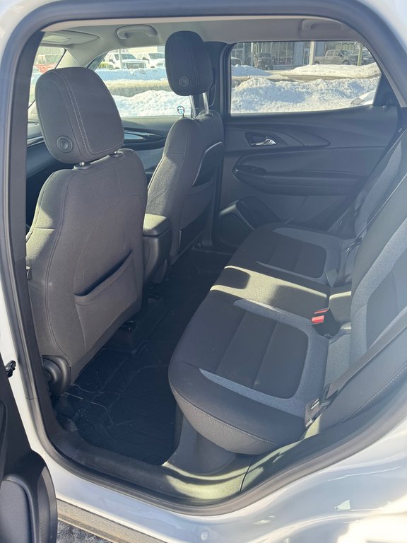 Chevrolet Trailblazer FWD LT  2024 à Sturgeon Falls, Ontario - 7 - w1024h768px