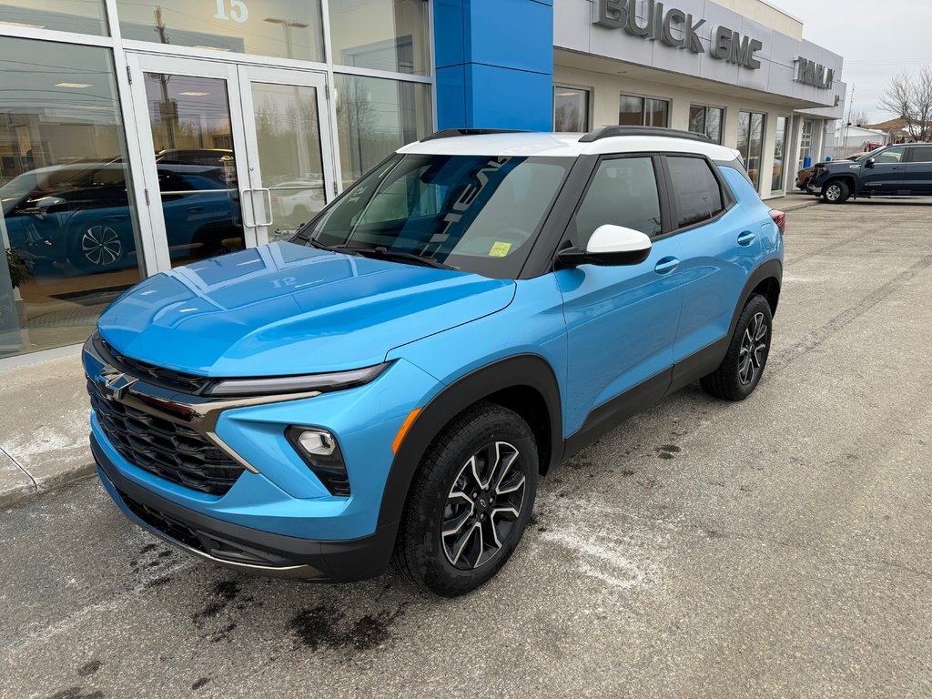 Chevrolet Trailblazer  2025 à Sturgeon Falls, Ontario - 1 - w1024h768px