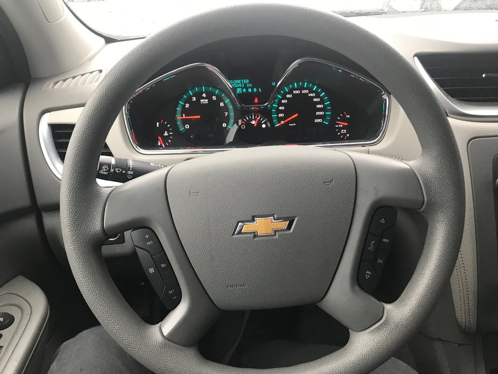 Chevrolet Traverse  2017 à Sturgeon Falls, Ontario - 6 - w1024h768px