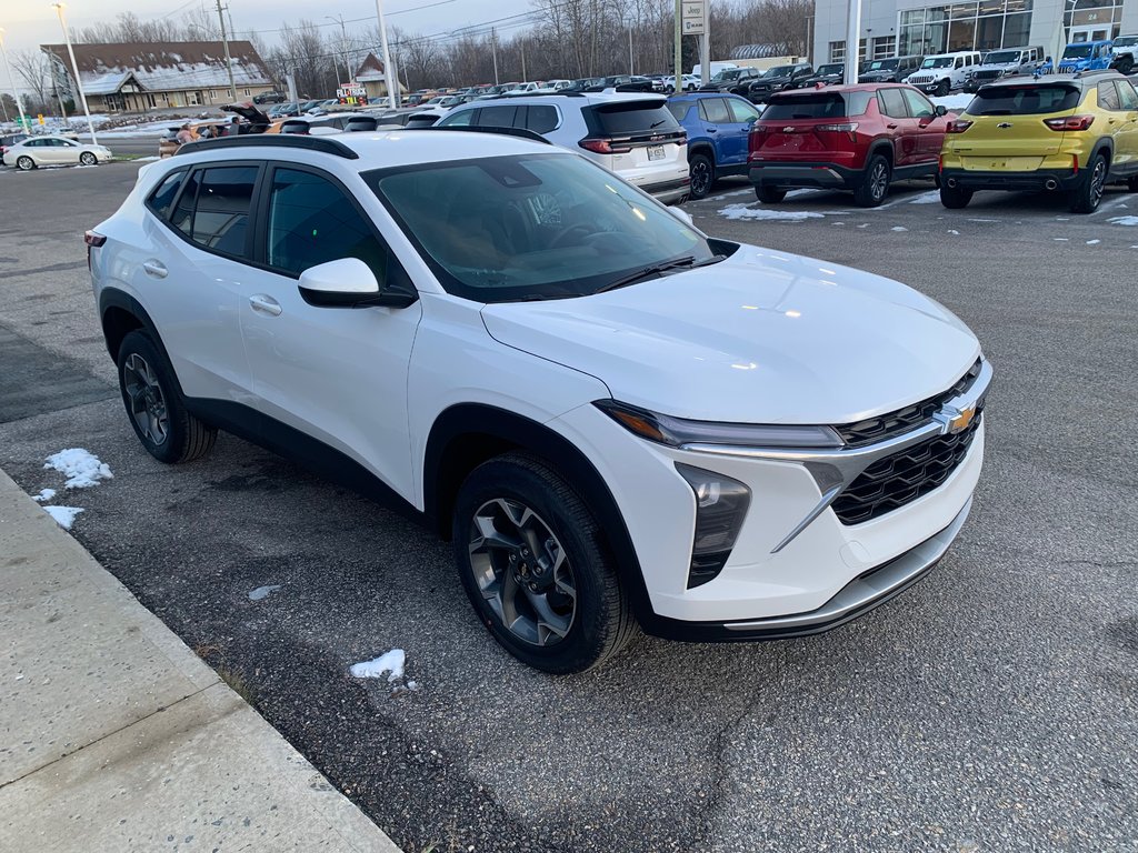 Chevrolet Trax  2025 à Sturgeon Falls, Ontario - 6 - w1024h768px